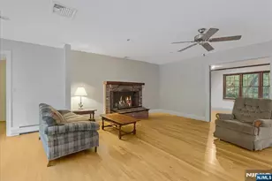 240 Ottowa Ln, Franklin Lakes, NJ 07417 - Photo 3