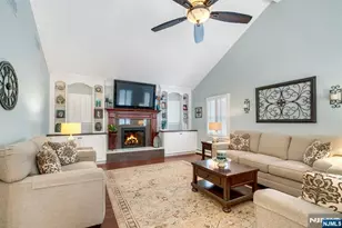 35 Malcolm Pl, Mahwah, NJ 07430 - Photo 15