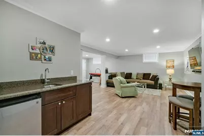 35 Malcolm Place, Mahwah, NJ 07430 - Photo 29