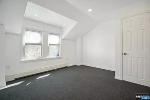 35 Hickory St, Bloomfield, NJ 07003 - Photo 13