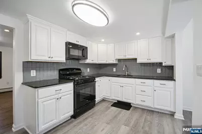 35 Hickory Street, Bloomfield, NJ 07003 - Photo 5