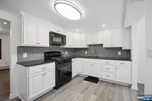 35 Hickory St, Bloomfield, NJ 07003 - Photo 5