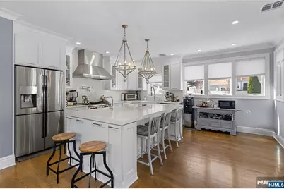 537 Spring Valley Road, Paramus, NJ 07652 - Photo 5
