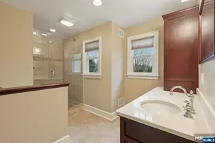 577 Ridgewood Rd, Washington Township, NJ 07676 - Photo 27