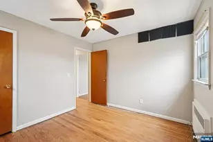 397 Oak St, Ridgefield, NJ 07657 - Photo 11
