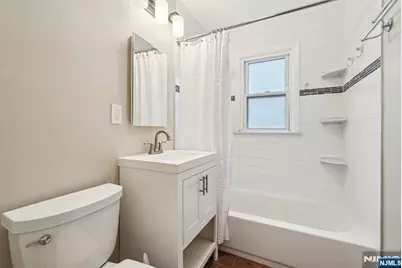 397 Oak Street, Ridgefield, NJ 07657 - Photo 9