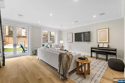 110 Park Avenue 1 #1, Hoboken, NJ 07030 - Photo 27