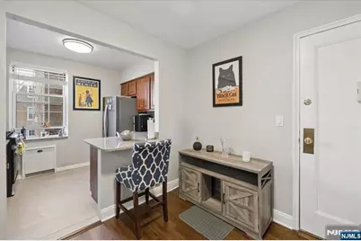 8300 Boulevard East 4G #4G, North Bergen, NJ 07047 - Photo 3
