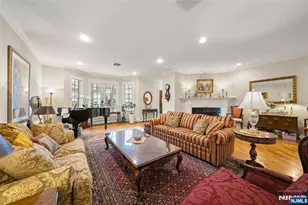 463 8th Street B, Palisades Park, NJ 07650 - Photo 3