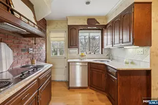 185 Beechwood Rd, Ridgewood, NJ 07450 - Photo 11