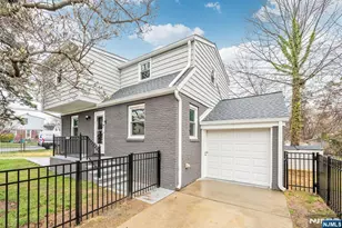 136 Palsa Ave, Elmwood Park, NJ 07407 - Photo 21