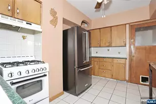 5 Prospect St, Hawthorne, NJ 07506 - Photo 13