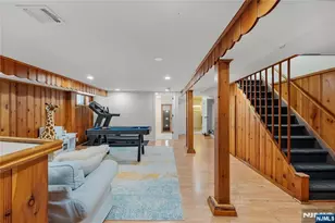 609 Wyndham Rd, Teaneck Township, NJ 07666 - Photo 29