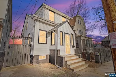 239 19th Street, Newark, NJ 07103 - Photo 1