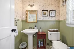 760 Rivenwood Rd, Franklin Lakes, NJ 07417 - Photo 15