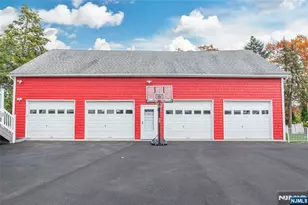75 Grove St, Clifton, NJ 07013 - Photo 3