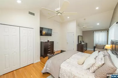 75 Grove Street, Clifton, NJ 07013 - Photo 41