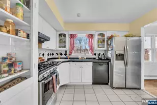 6 Whites Ln, Waldwick, NJ 07463 - Photo 15