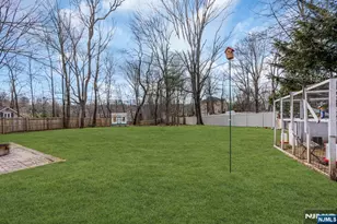 6 Whites Ln, Waldwick, NJ 07463 - Photo 33