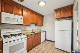 1150 Valley 1B, Wayne, NJ 07470 - Photo 7