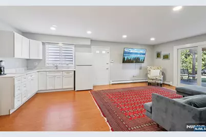65 Howcroft Road, Maywood, NJ 07607 - Photo 19