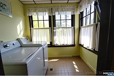 74 Cathedral Avenue, Clifton, NJ 07110 - Photo 13
