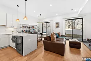 34 Manhattan Ave 2, Jersey City, NJ 07307 - Photo 7