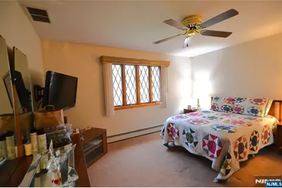 16 Essex Street, Clifton, NJ 07014 - Photo 13