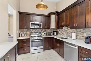 855 Valley Brook 2G, Lyndhurst Township, NJ 07071 - Photo 5