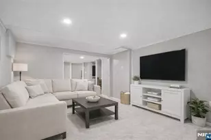 33 Beaumont Pl, Newark, NJ 07104 - Photo 19