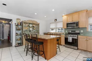 28 Logan Pl, Lodi, NJ 07644 - Photo 11