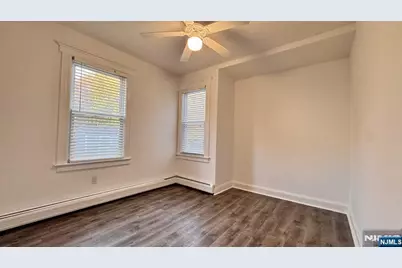 32 Leary Avenue, Bloomingdale, NJ 07403 - Photo 17