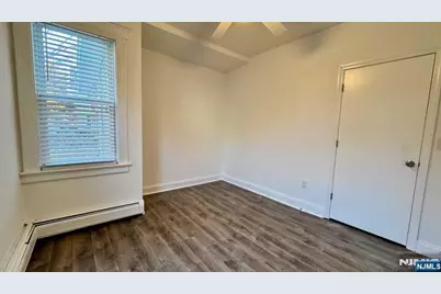 32 Leary Avenue, Bloomingdale, NJ 07403 - Photo 19