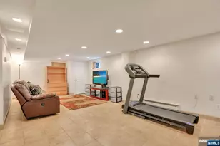 10 Lynn Ct, Rutherford, NJ 07070 - Photo 27