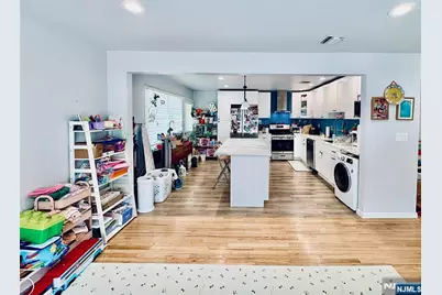 519 Broad Avenue, Palisades Park, NJ 07650 - Photo 9