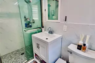 519 Broad Ave, Palisades Park, NJ 07650 - Photo 13