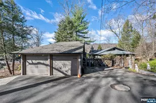 26 Short Rd, Bloomingdale, NJ 07420 - Photo 47