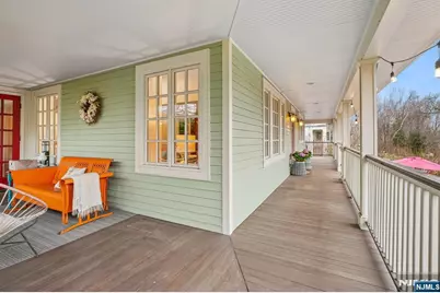 391 Up Mountain Avenue, Montclair, NJ 07043 - Photo 3