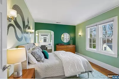 391 Up Mountain Avenue, Montclair, NJ 07043 - Photo 35