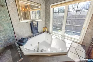 19 Sherbrooke Ct 27, Saddle River, NJ 07458 - Photo 25