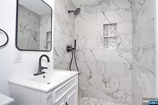 133 Church St, Bergenfield, NJ 07621 - Photo 17