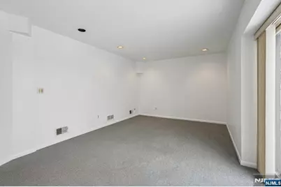 39 Cedarwood, Woodland Park, NJ 07424 - Photo 23