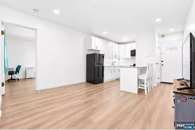 9 Vreeland Avenue 3A #3A, Hackensack, NJ 07601 - Photo 5