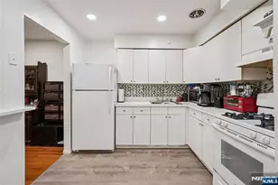 366 Hoover Ave 119, Bloomfield, NJ 07003 - Photo 5