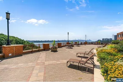 100 Old Palisade Road 1604 #1604, Fort Lee, NJ 07024 - Photo 41