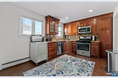 108 Jefferson Place, Totowa, NJ 07512 - Photo 7