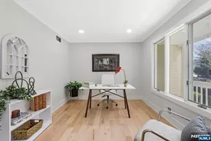 34 Knob Hill Rd, Marlboro Township, NJ 07751 - Photo 9