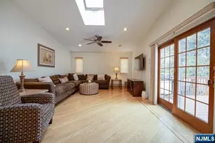 37 Mapes Ave, Nutley, NJ 07110 - Photo 9