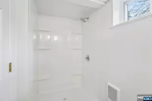 27 W Hartshorn Terrace, West Orange Township, NJ 07052 - Photo 37