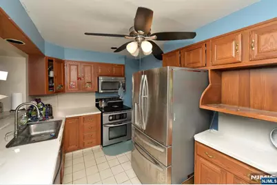 25-29 Urban Place, Fair Lawn, NJ 07410 - Photo 7